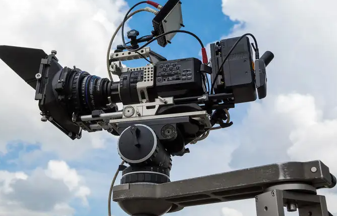 中國(guó)數(shù)字廣播和攝影相機(jī)市場(chǎng) 中國(guó)數(shù)字廣播和攝影相機(jī)市場(chǎng)