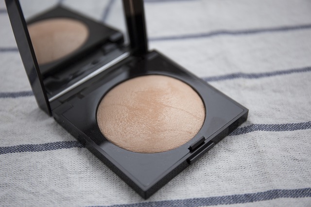 中國美妝市場調(diào)研