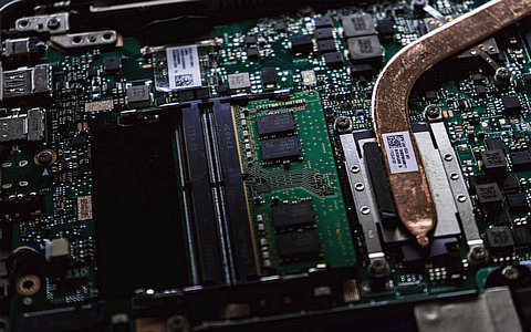 中國(guó)MCU市場(chǎng)發(fā)展現(xiàn)狀及前景研究 中國(guó)MCU市場(chǎng)發(fā)展現(xiàn)狀及前景研究