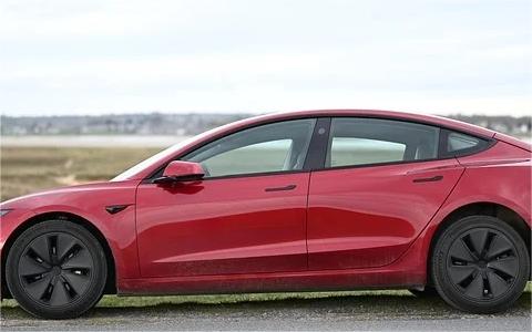 中國低速電動車<a href= 中國低速電動車行業(yè)分析