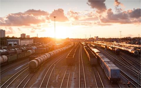 2024年全球及中國鐵路工程建設行業(yè)發(fā)展現(xiàn)狀及前景預測研究報告