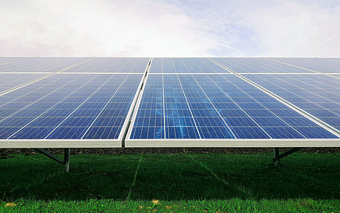 全球及中國柔性太陽能電池板市場(chǎng)調(diào)研及投資前景分析調(diào)研報(bào)告 2024