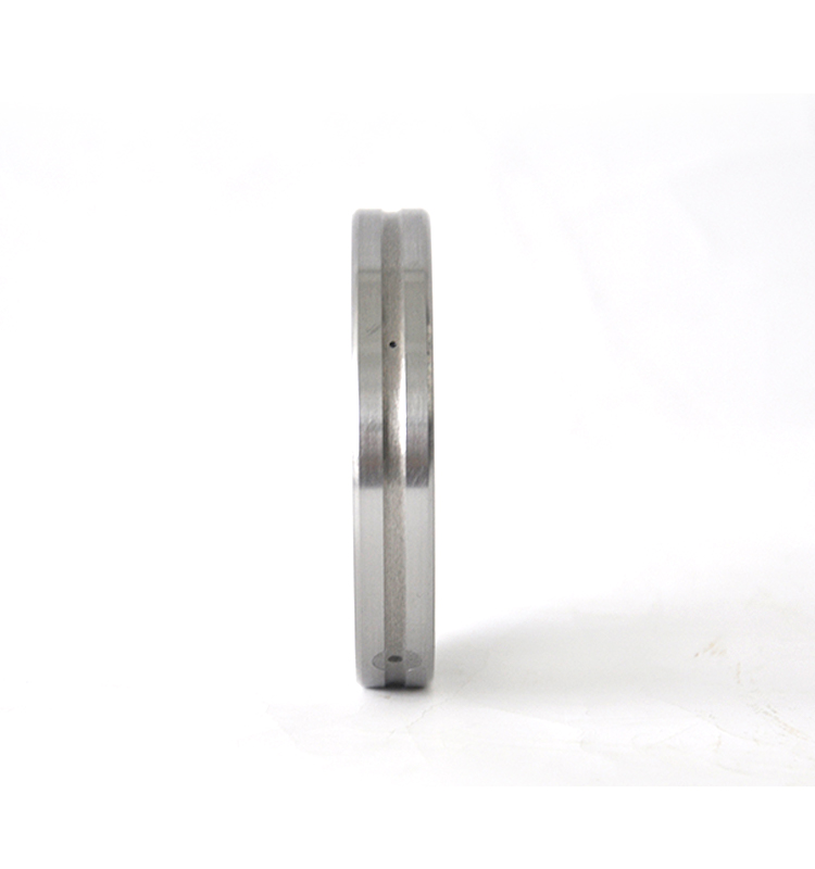 交叉滾子軸承的結(jié)構(gòu)特點(diǎn)是什么？