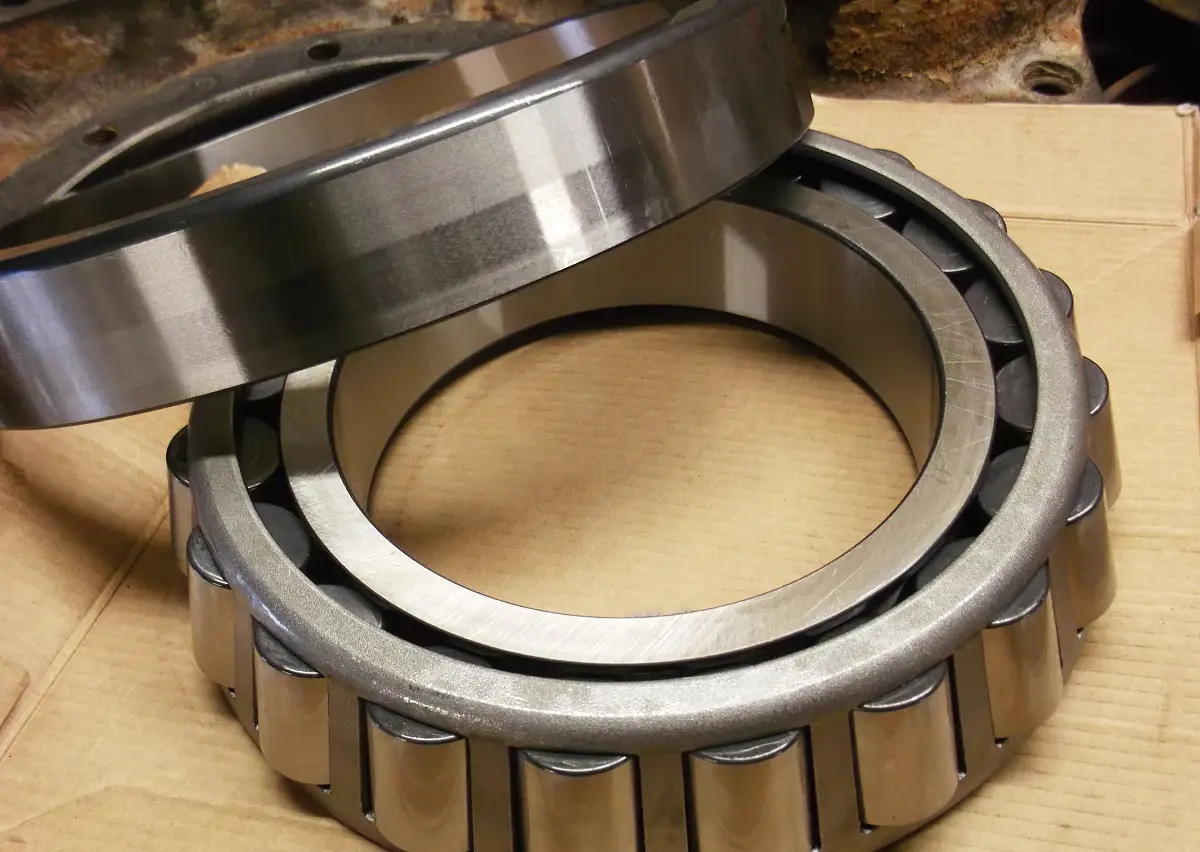 軸承安裝不正確，問(wèn)題很?chē)?yán)重！