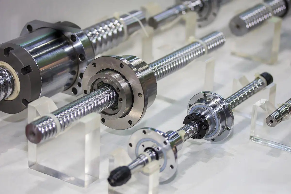 直線(xiàn)軸承可以旋轉(zhuǎn)嗎？